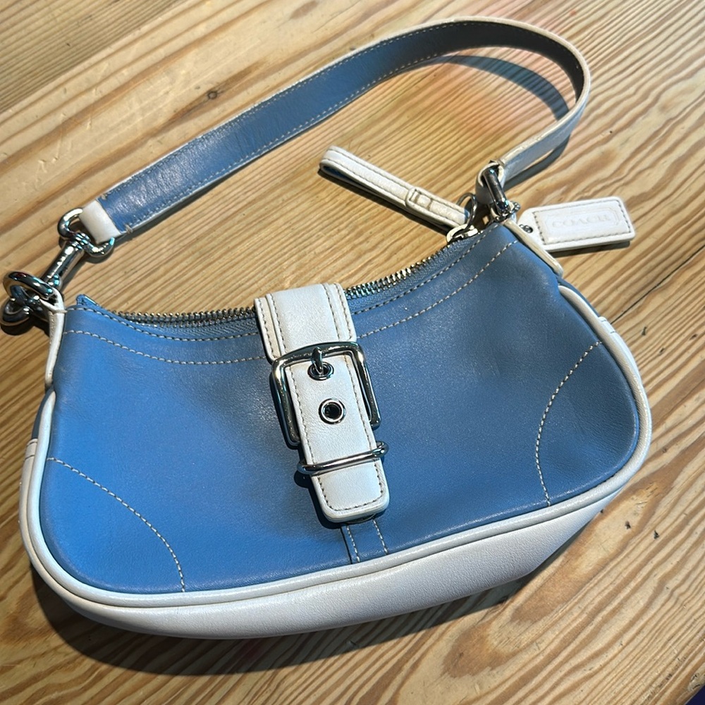 Coach Hamptons Shoulder Bag